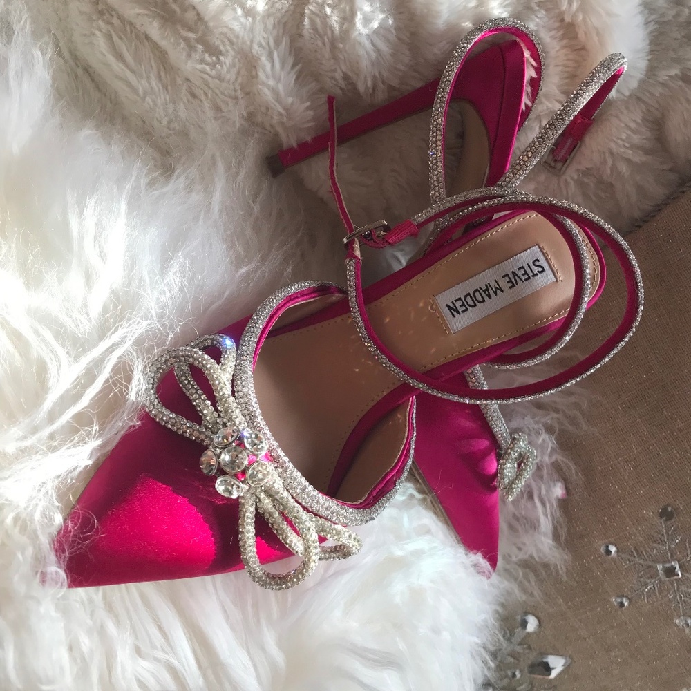 Double bow satin Fuchsia 7.5 pumps